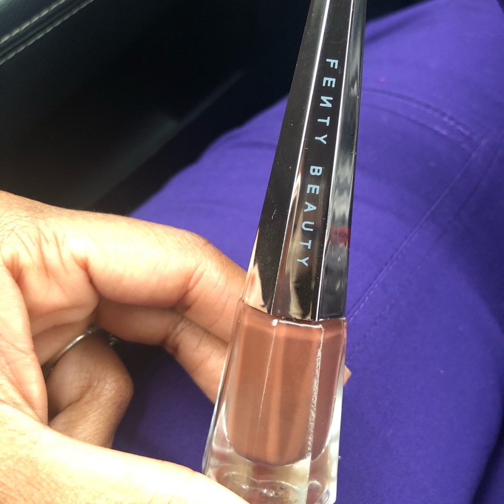 Fenty Beauty Stunna Lip Paint